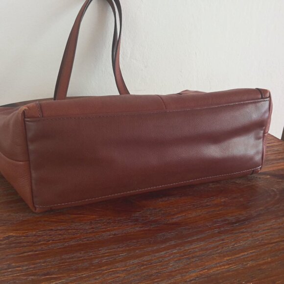 Genuine Leather Fossil Tote EUC - Picture 8 of 12